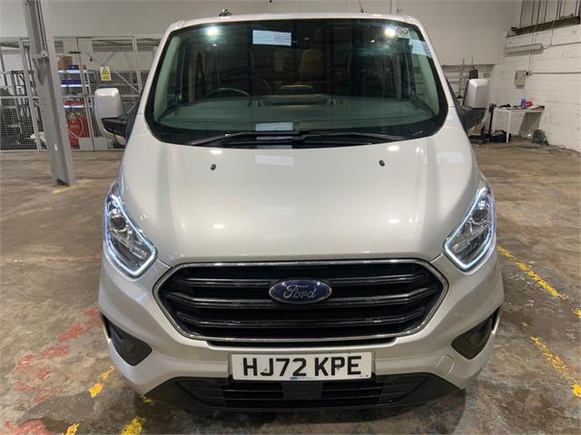 Ford Transit Custom 2.0 DCIV 300 L1H1 Limited Crew van 130PS
