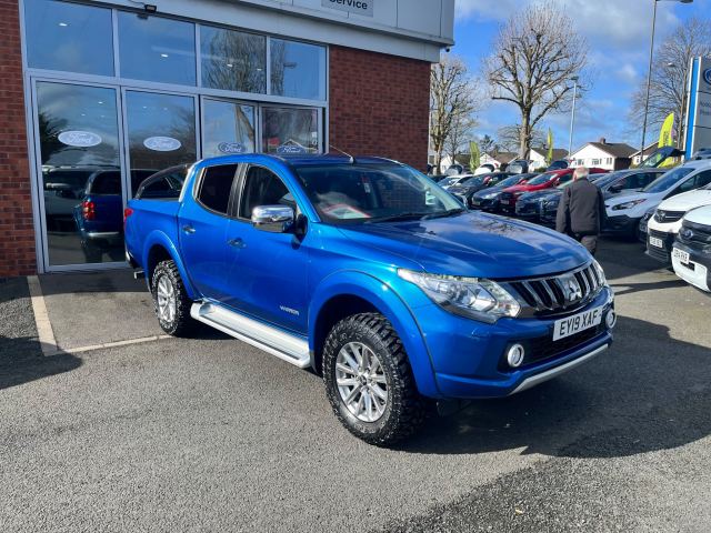 Mitsubishi 2.4 DI-D DC Warrior Pickup Double Cab 4dr Diesel Manual 4WD Euro 6 (178 ps)