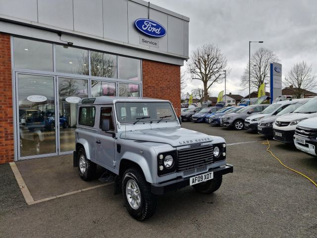 Land Rover 2.4 TDCi County Station Wagon 3dr Diesel Manual 4WD SWB Euro 4 (122 bhp)
