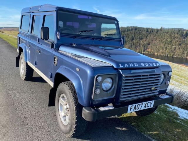 Land Rover 2.4 TDCi XS Station Wagon 5dr Diesel Manual 4WD MWB Euro 4 (122 bhp)